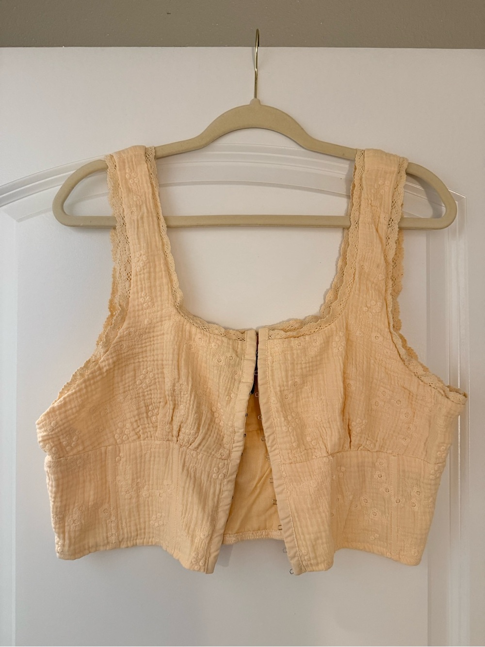 Forever 21 Peach Lace-Trim Corset Style Cropped Tank